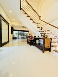 Blk 335 Jurong East Avenue 1 (Jurong East), HDB Executive #537235481